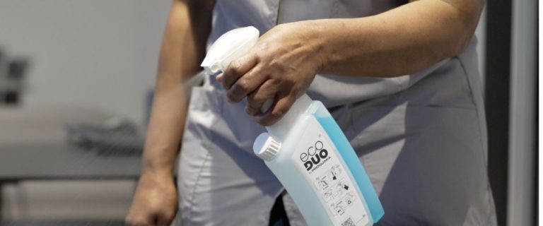 Lee más sobre el artículo Reducir, Reutilizar, Rentabilizar: Cómo la gestión de higiene sostenible transforma tu negocio